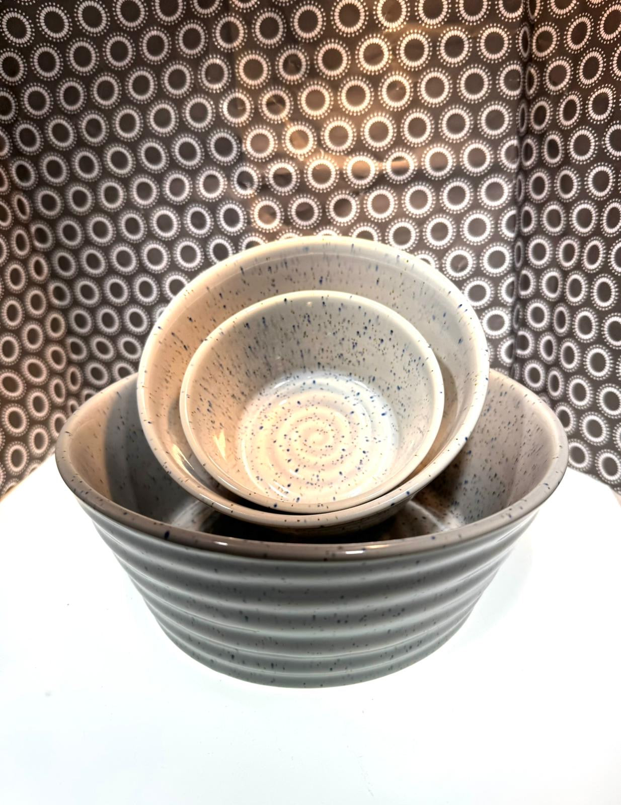 Set of 3 Ceramic Art Deco bowls