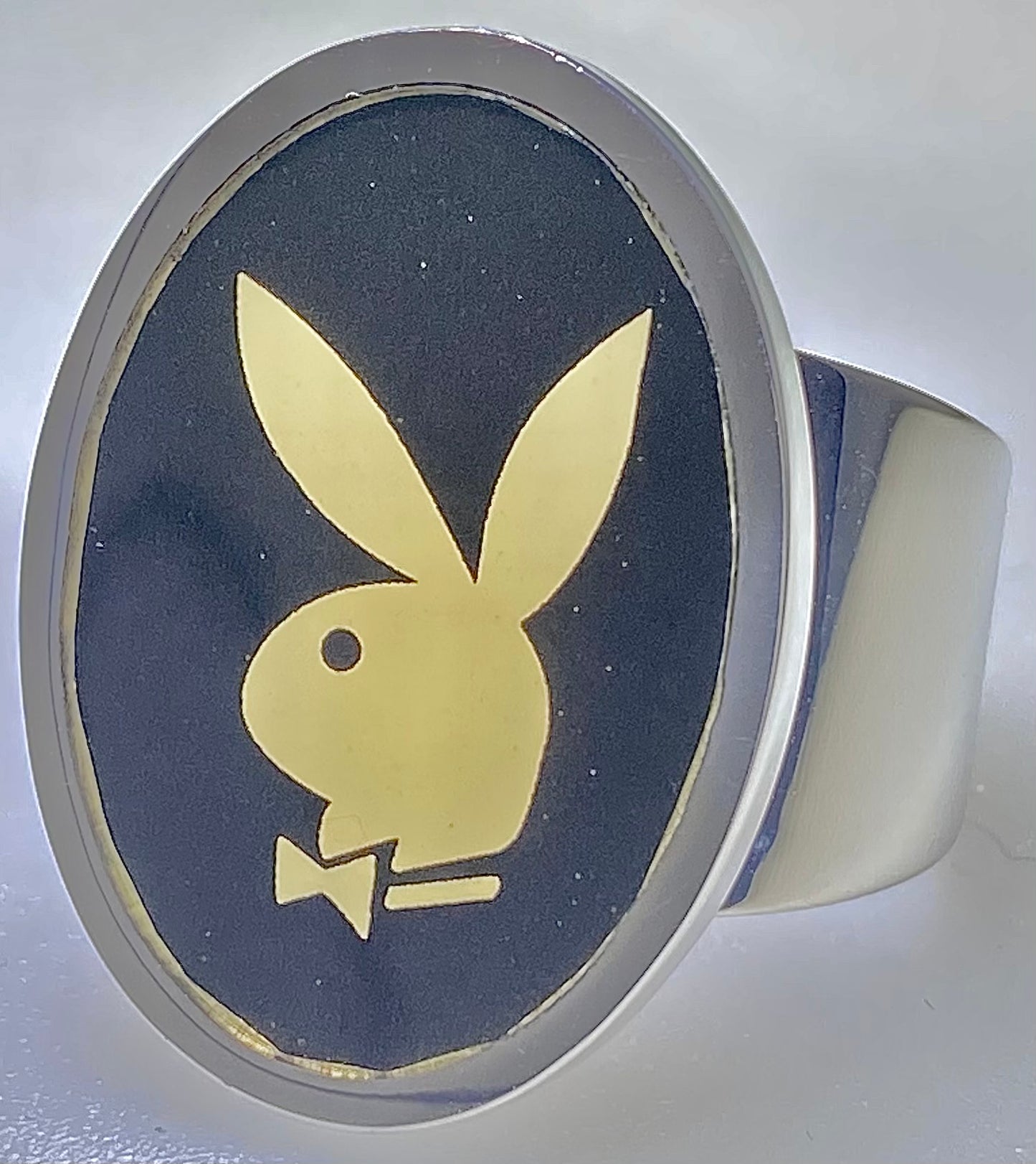 PLAYBOY BUNNY ENAMEL RING SIZE 11