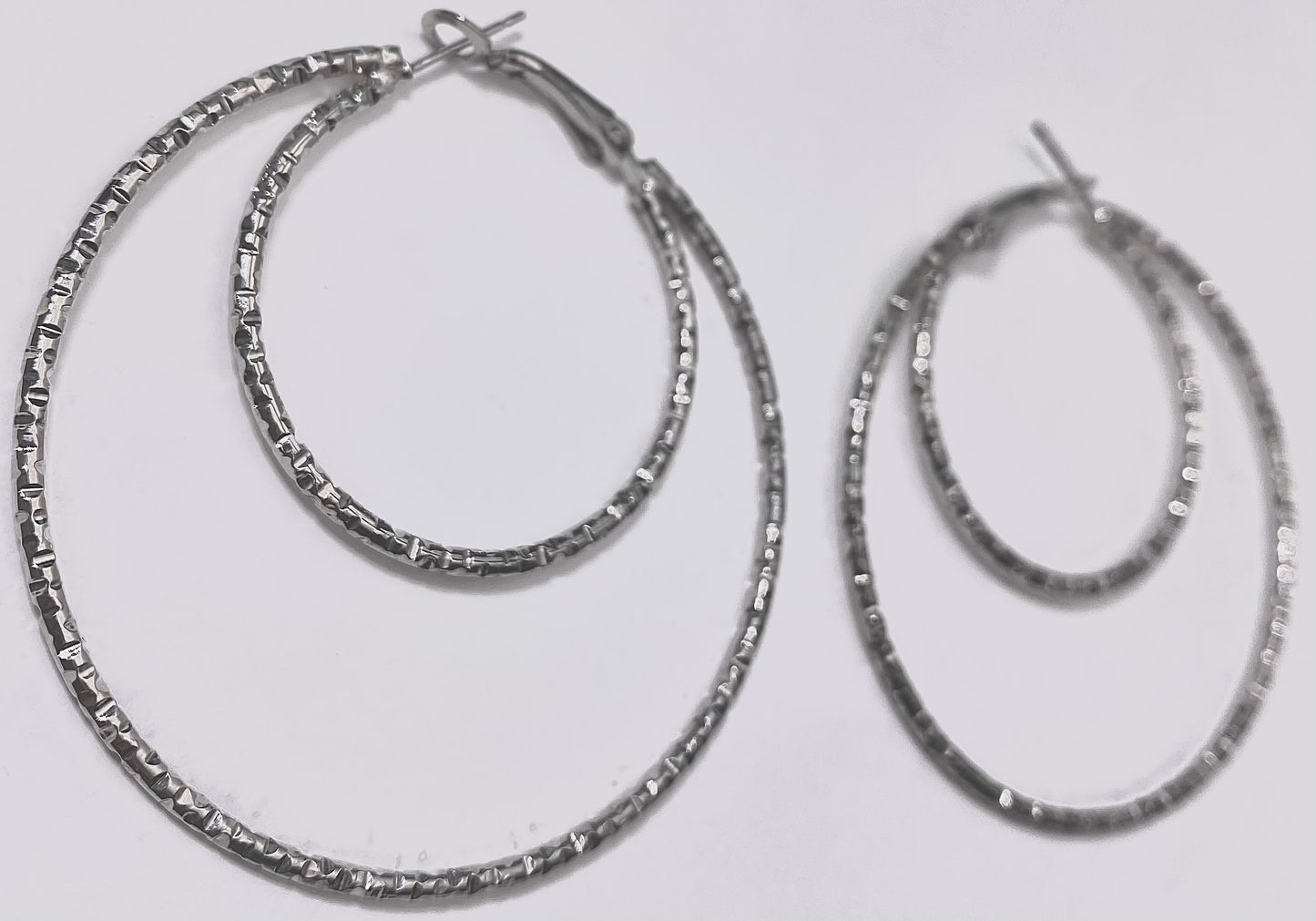 JEWELRY FASHION WHITE GOLD DIAMOND CUT HOOP EARRING