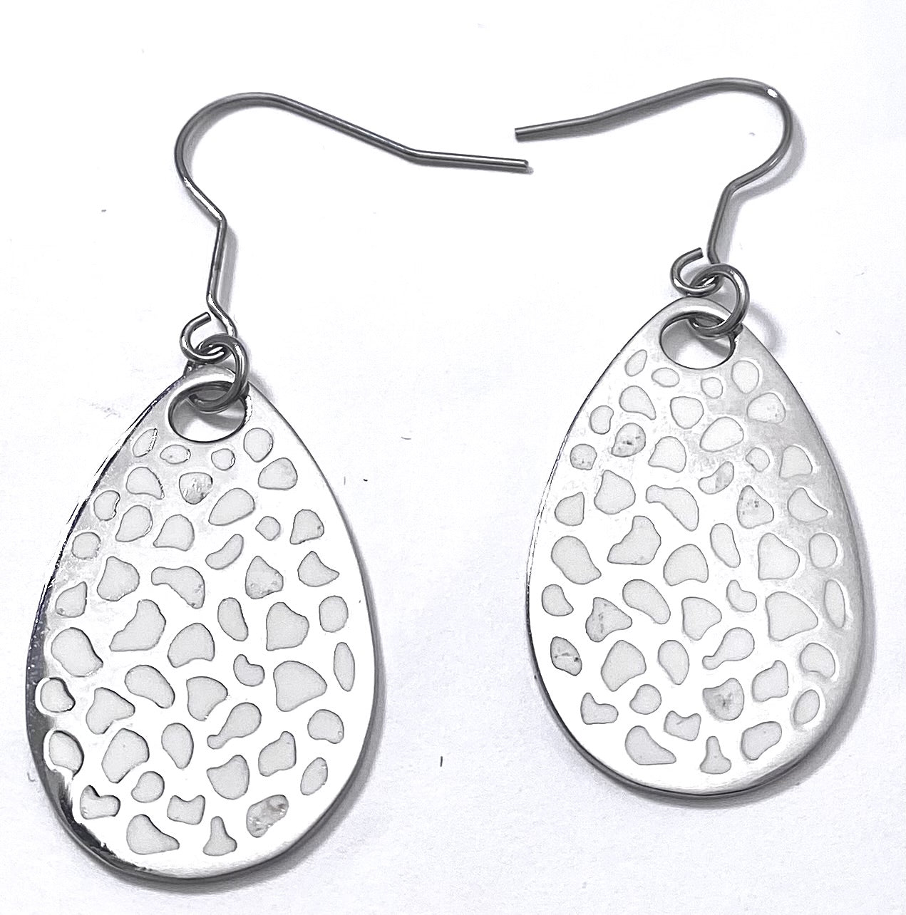 JEWELRY FASHION WHITE ENAMEL TEAR DROP EARRING