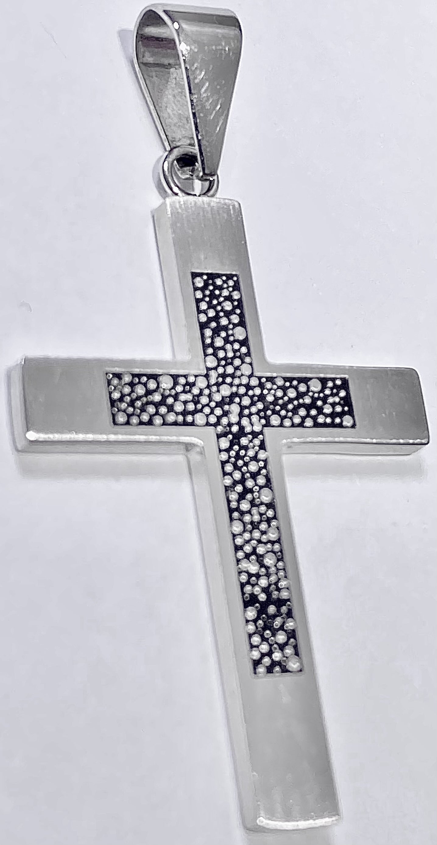 JEWLRY FASHION BLACK INSIDE CROSS