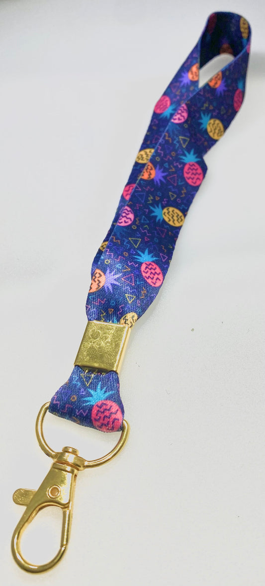 LANYARD Colorful Pineapples 8"