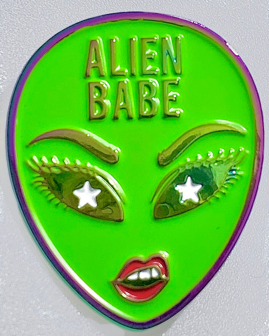 PIN Alien Babe Head