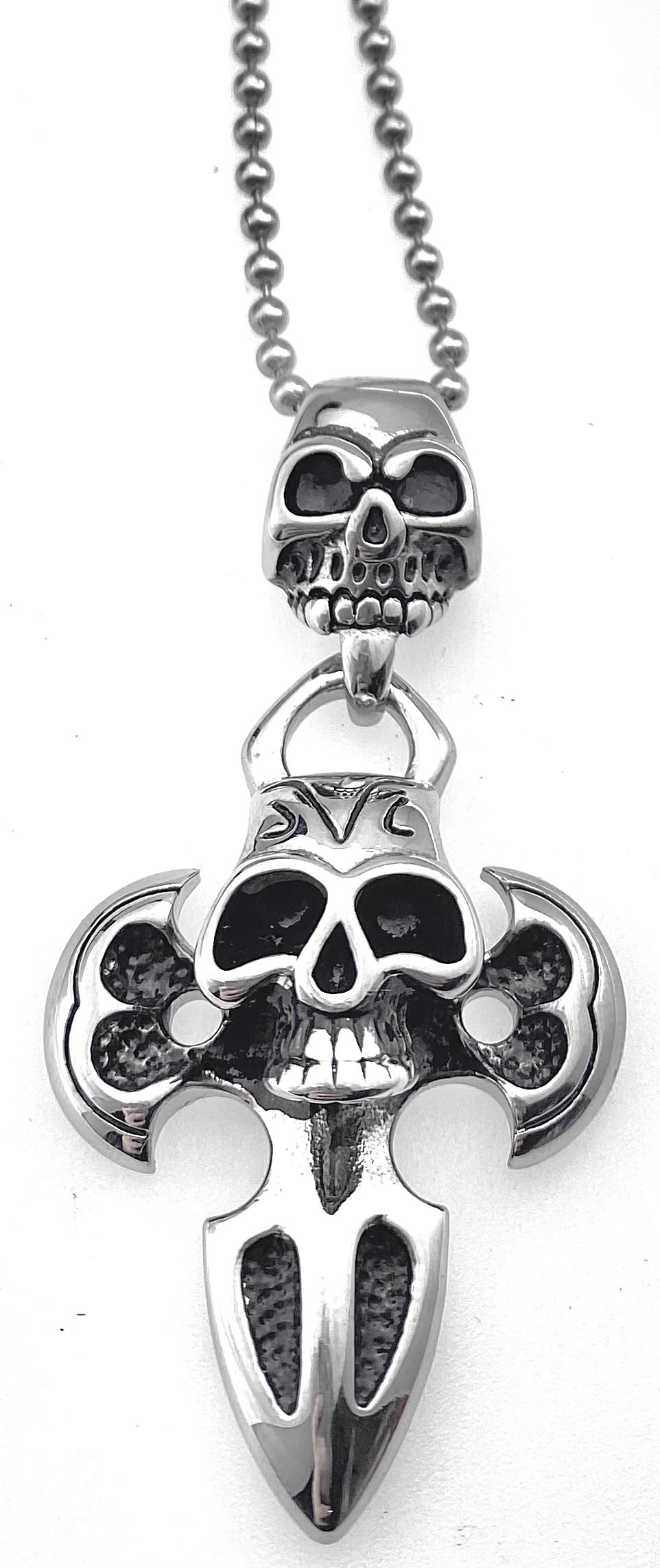 FASHION JEWELRY SWORD with SKULLS Pendent