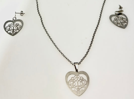 JEWELRY SET FILIGREE HEARTS PENDANT AND EARRING