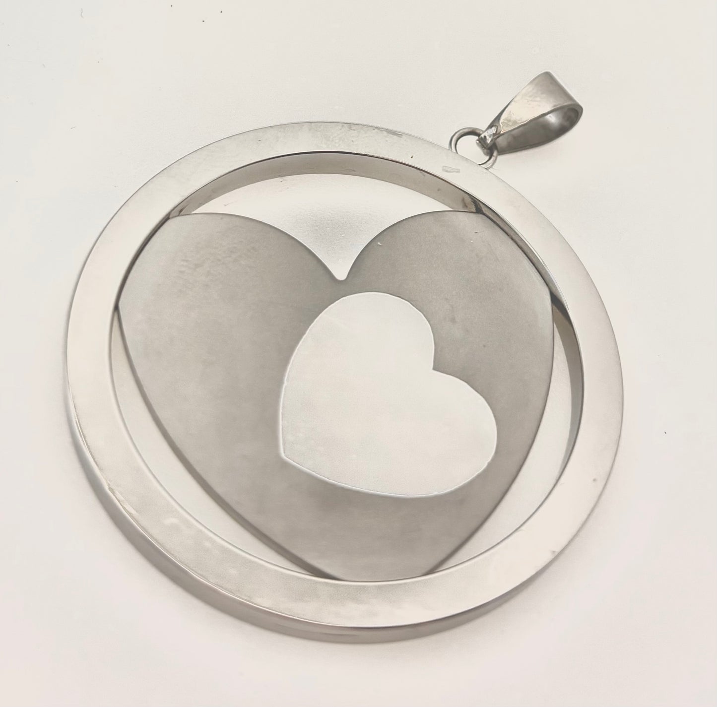 Jewelry Polish Circle With Satin Heart With A Polish Inside