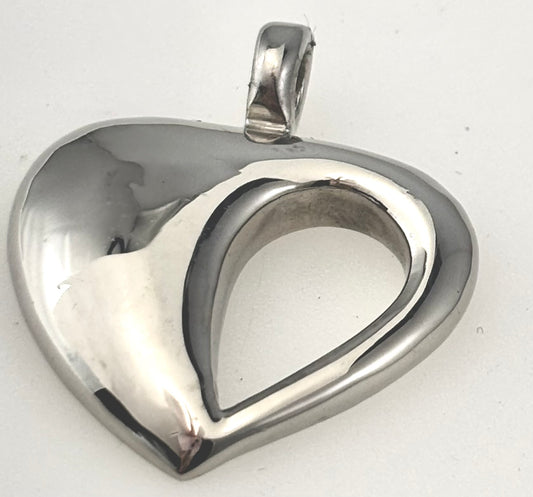 Jewelry Open High Polish Heart Pendant on a chain 18"