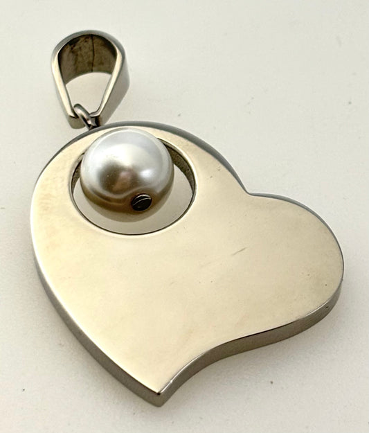 JEWELRY HIGH POLISH WITH PEARL HEART PENDANT