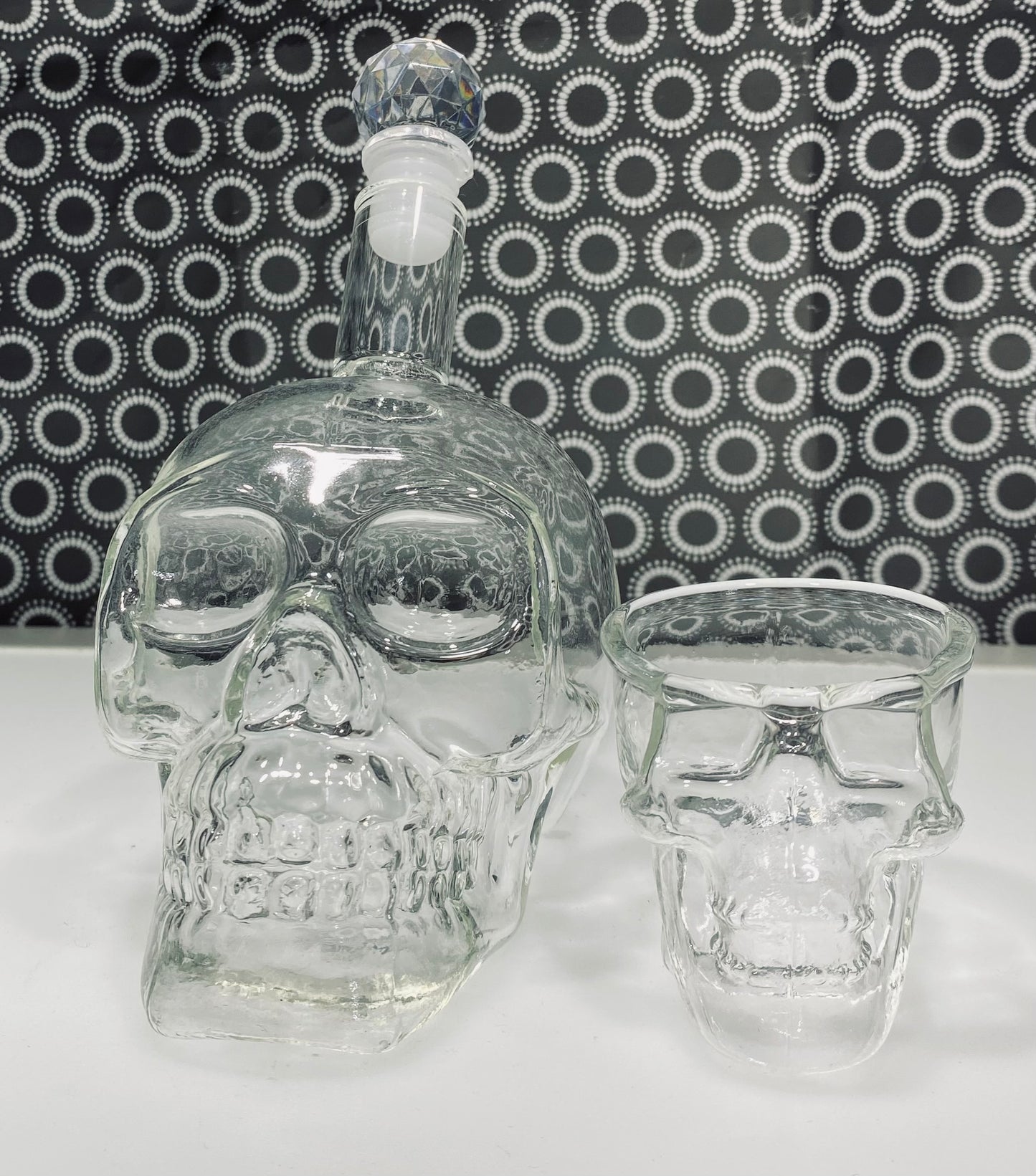 Skull Liquor Decanter, Clear Glass Skull Shaped Whiskey Decanter